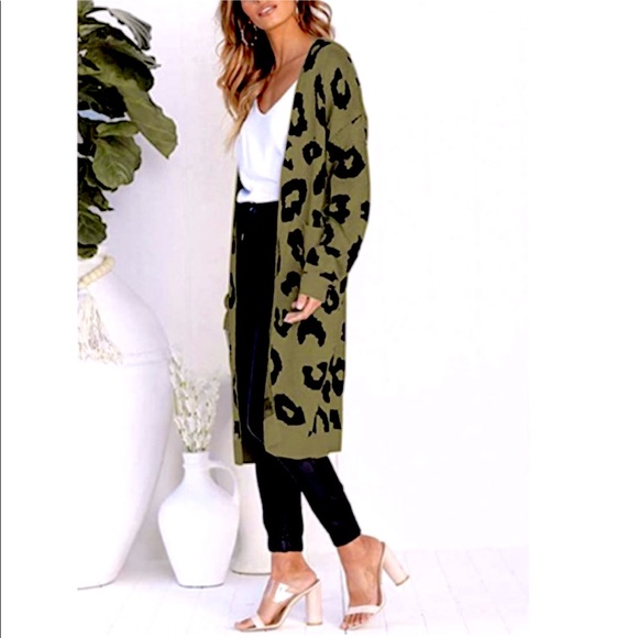 🐆💚Pretty Leopard Print Cozy Knit Sweater Duster - Picture 5 of 16